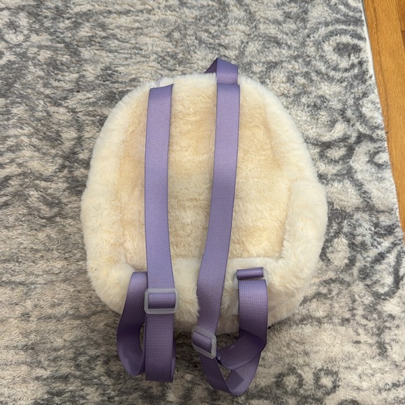 Claire’s kid day pack. - Picture 2 of 8